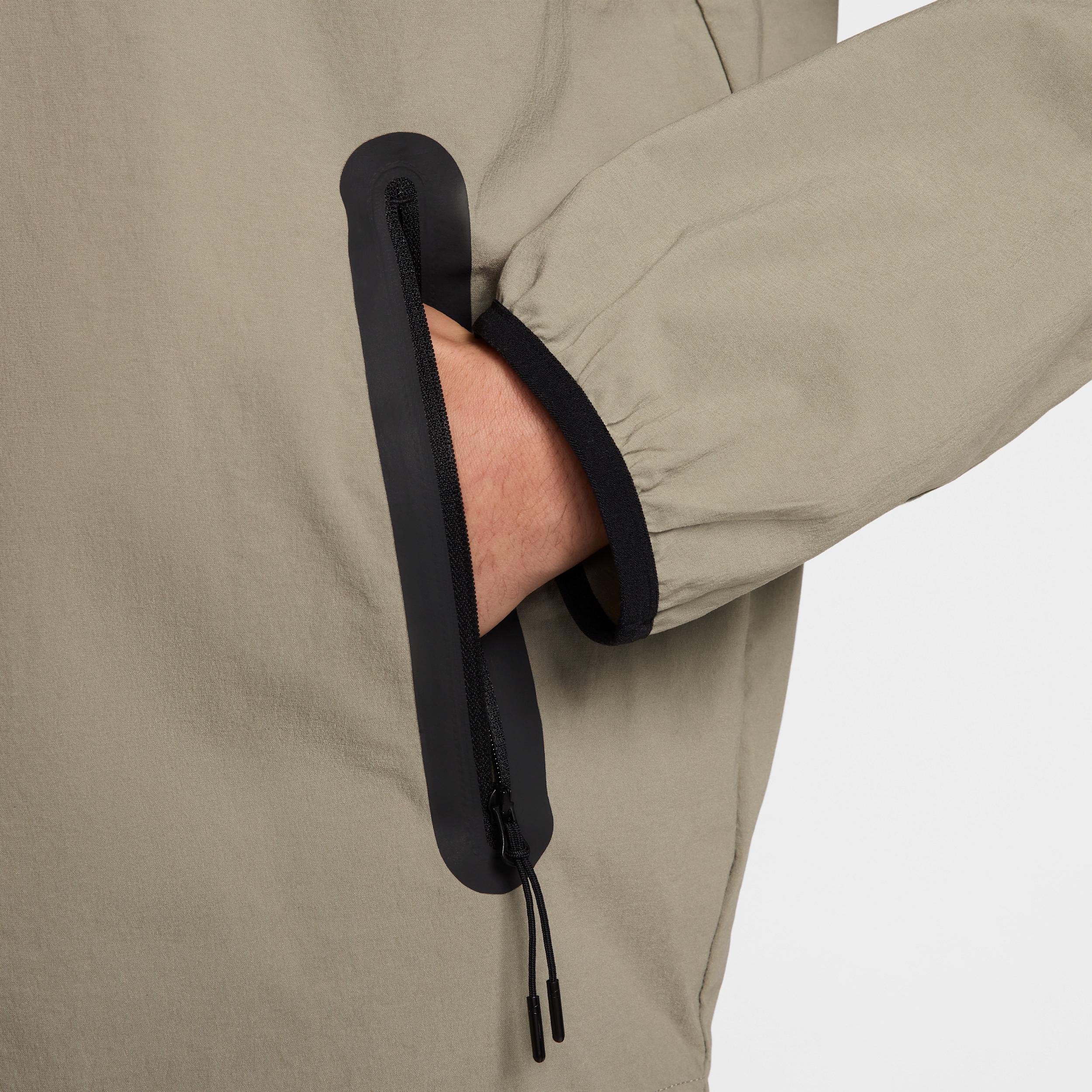 Nike Men's Tech Woven Jacket Product Image