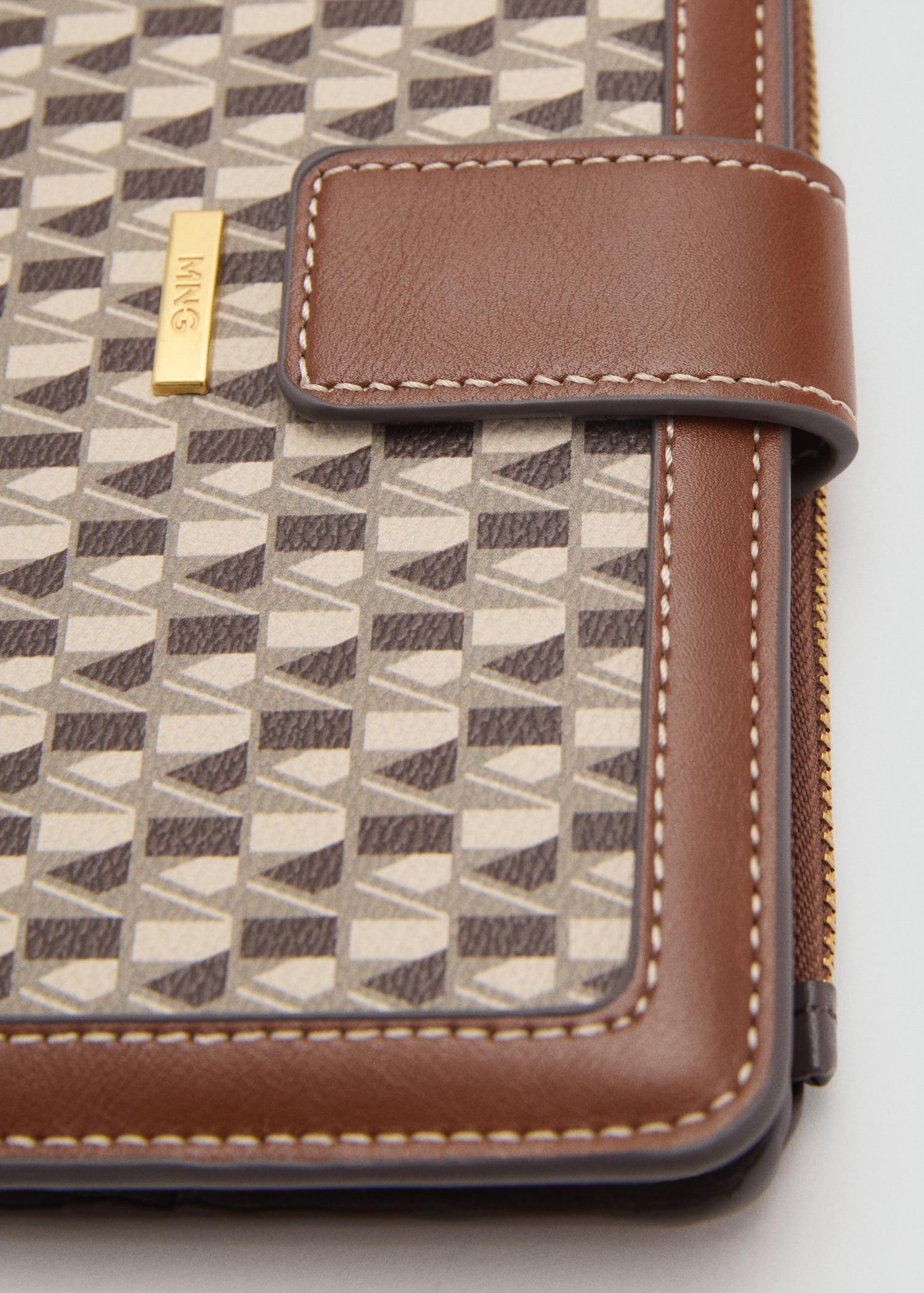 Wallet with printed logo - Women | MANGO USA Product Image