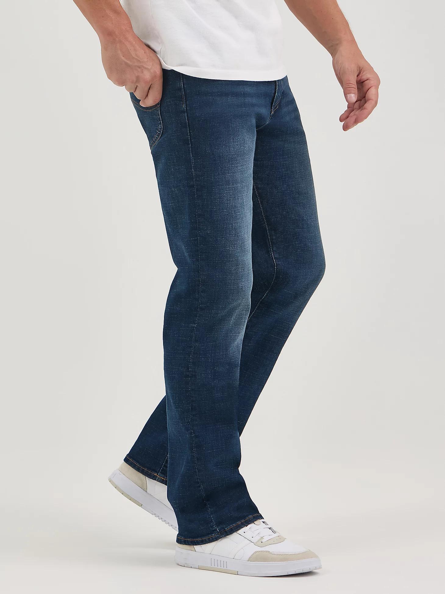 Men's Extreme Motion MVP Regular Bootcut Jean | Men's Jeans | Lee® Product Image