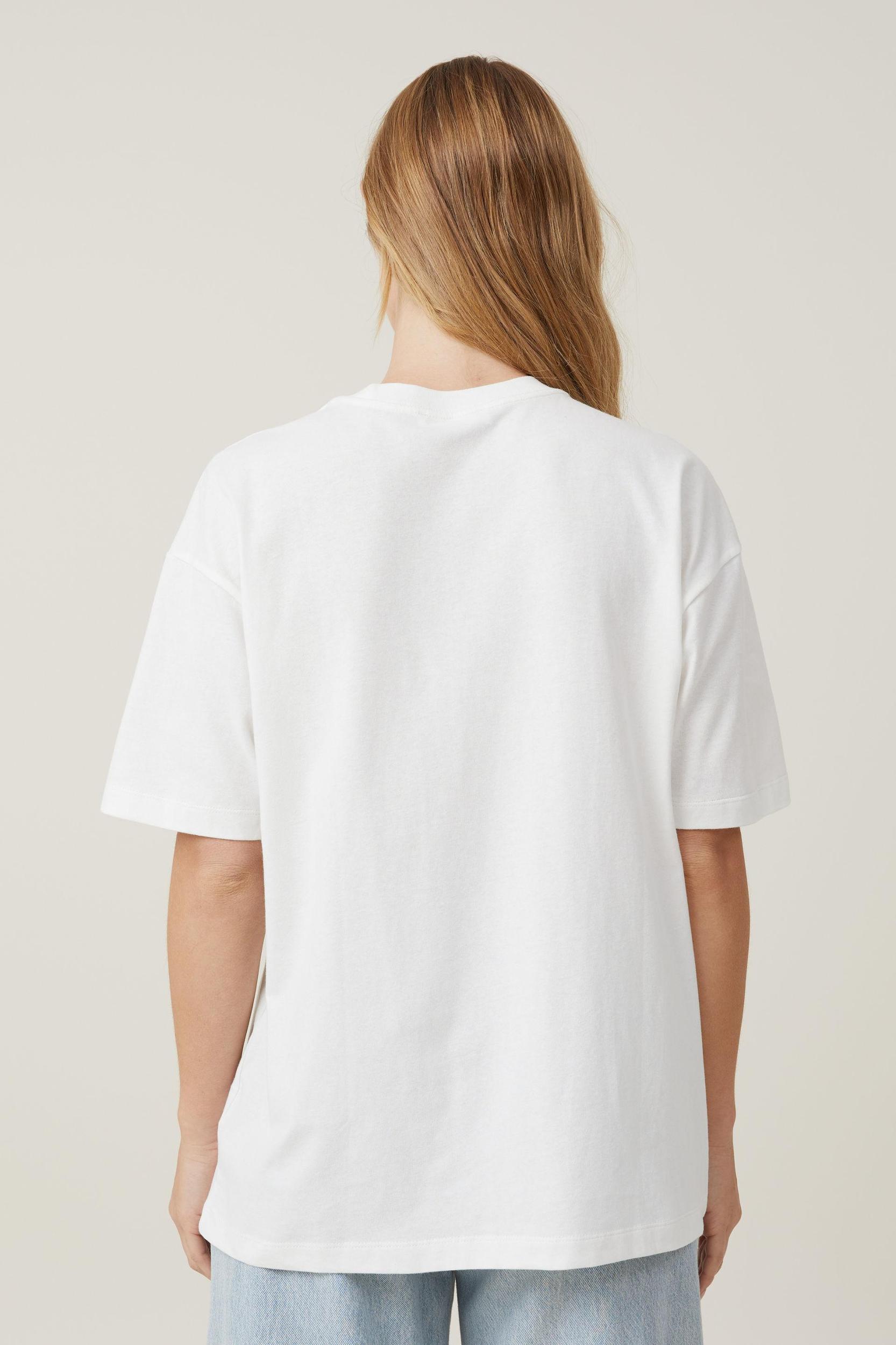 The Boxy Oversized Tee Product Image