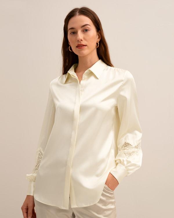 Armeria Lace Blouse Product Image