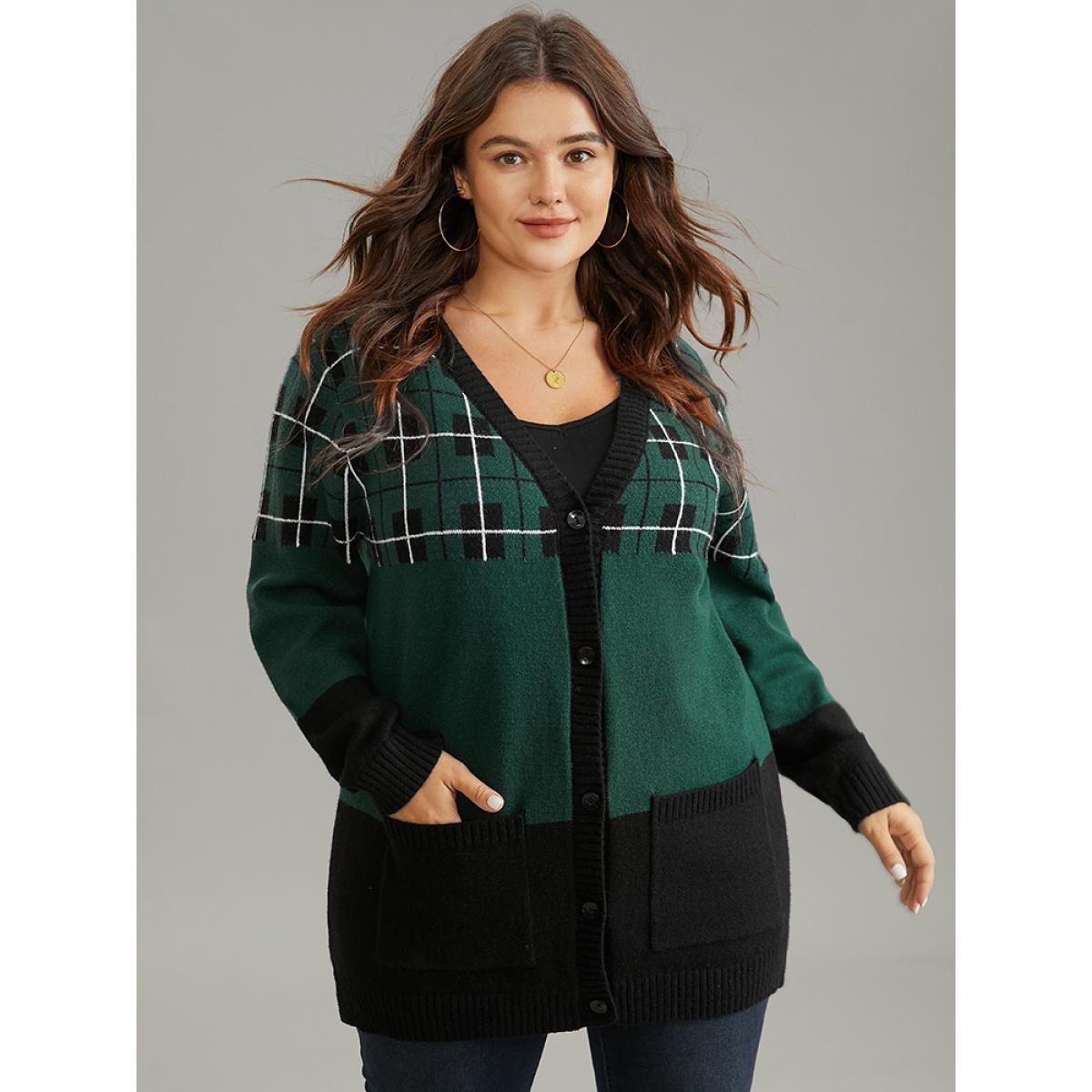 Plus Size Supersoft Essentials Plaid Geometric Contrast Pocket Cardigan DarkGreen Women Casual Loose Long Sleeve Dailywear Cardigans BloomChic 26/4X Product Image