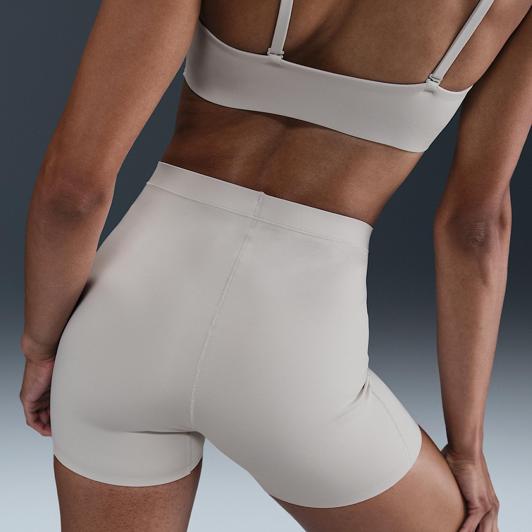 Nike Womens Form Boyshorts | HQ7009-701 Product Image