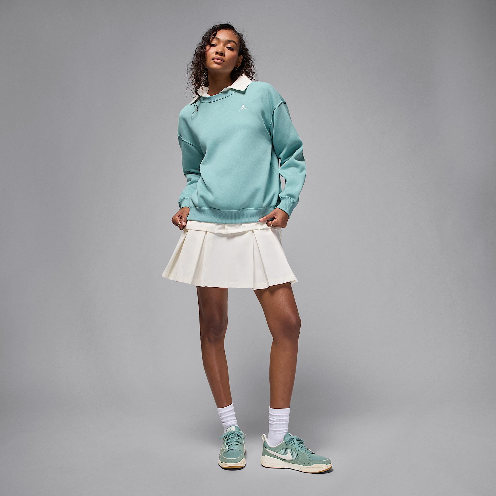 Womens Jordan CMFT Era Shoes | HJ6778-002 Product Image