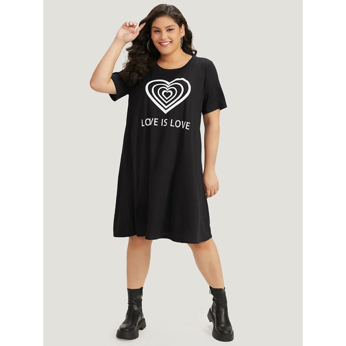 Plus Size Supersoft Essentials Heart & Letter Pocket Crew Neck Dress Black Women Casual Plain Curvy Midi Dress BloomChic 12/L Product Image