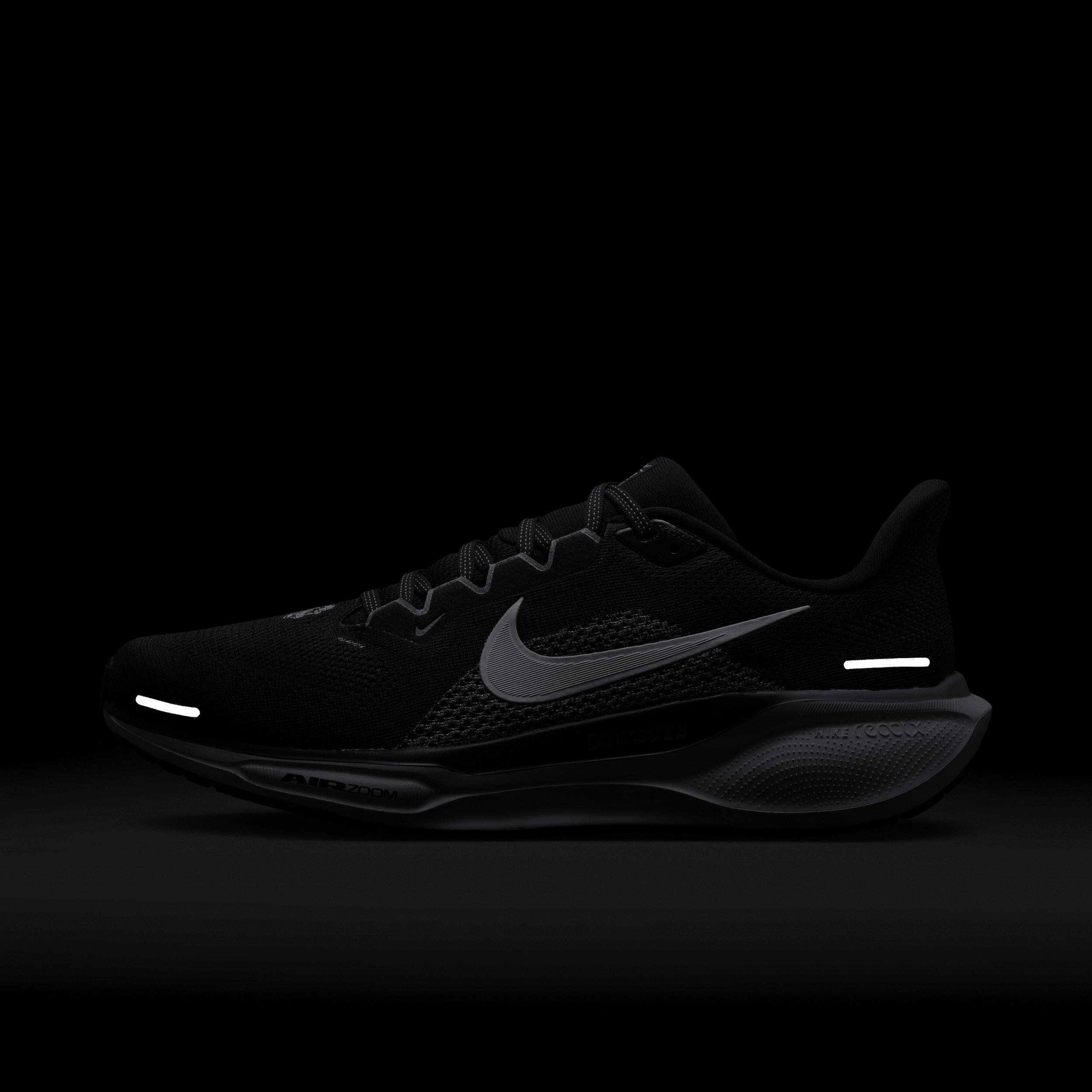 Nike Men's Pegasus 41 NFL Dallas Cowboys Road Running Shoes Product Image