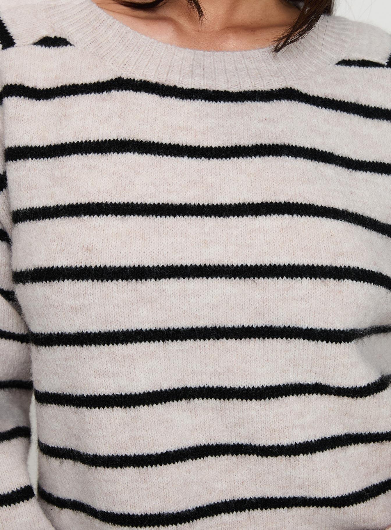 Souvenirs Knit Sweater Grey Stripe Product Image