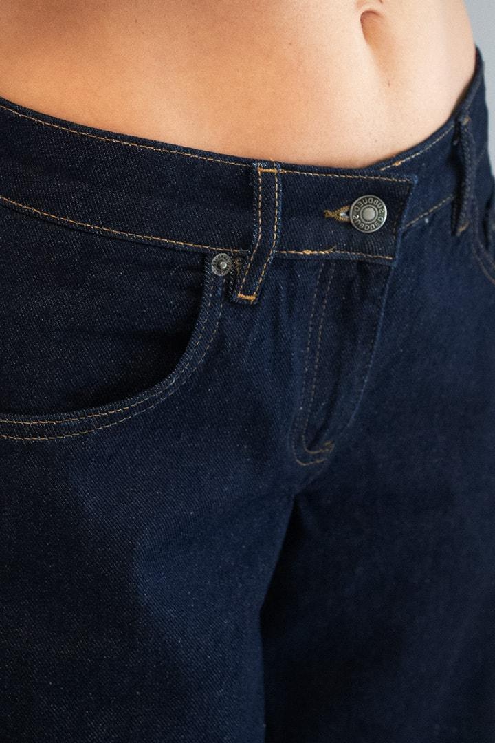 Low waist jeans Product Image