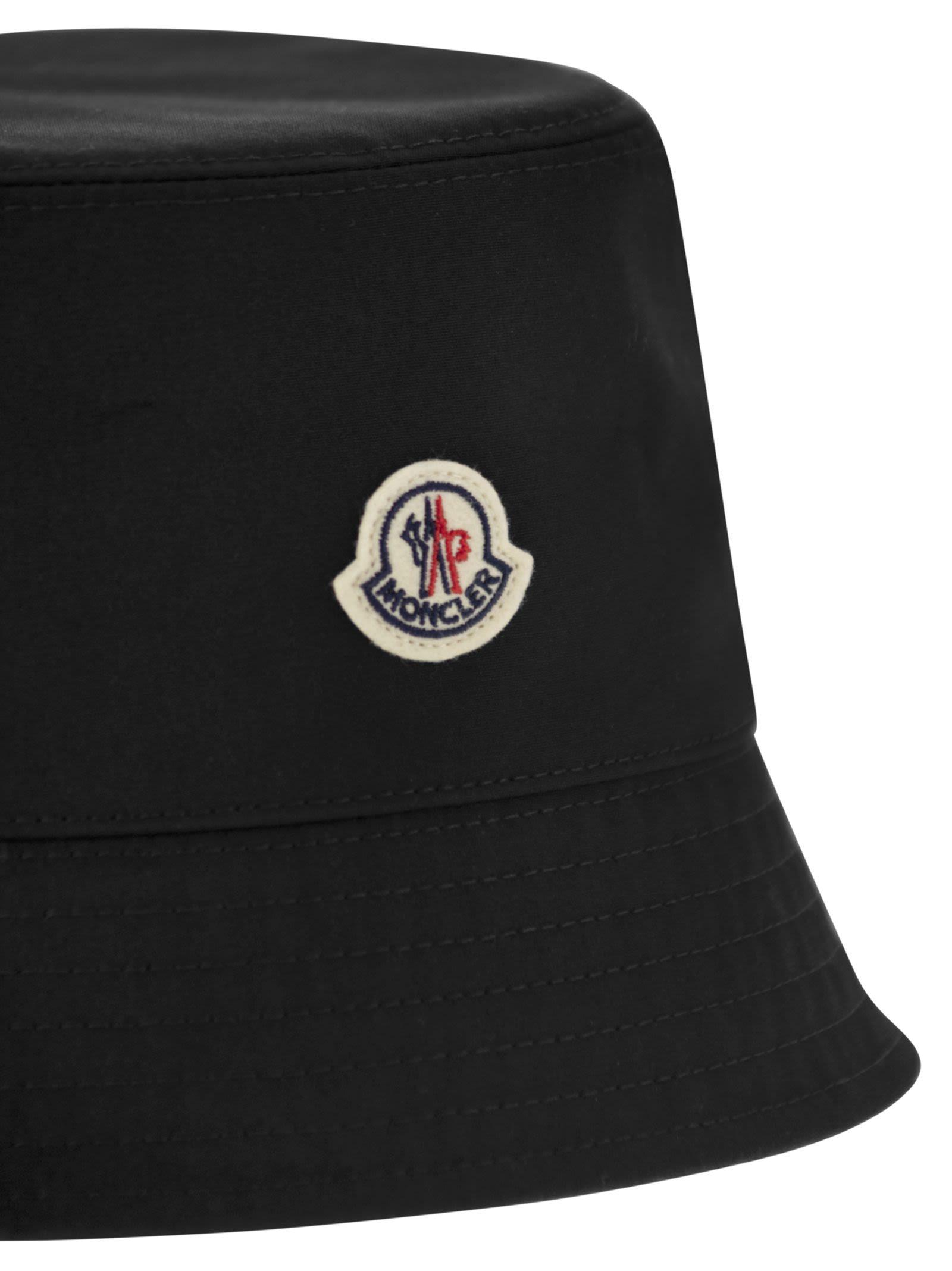 MONCLER Logo Patch Bucket Hat In Black Product Image