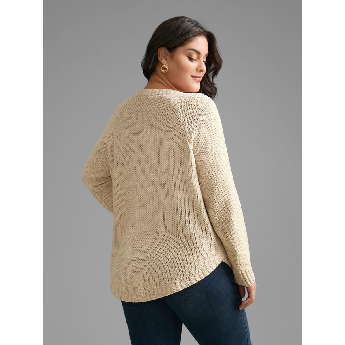 Plus Size Plain Textured Button Detail Curved Hem Pullover Ivory Women Casual Loose Long Sleeve Round Neck Everyday Pullovers BloomChic 28/5X Product Image