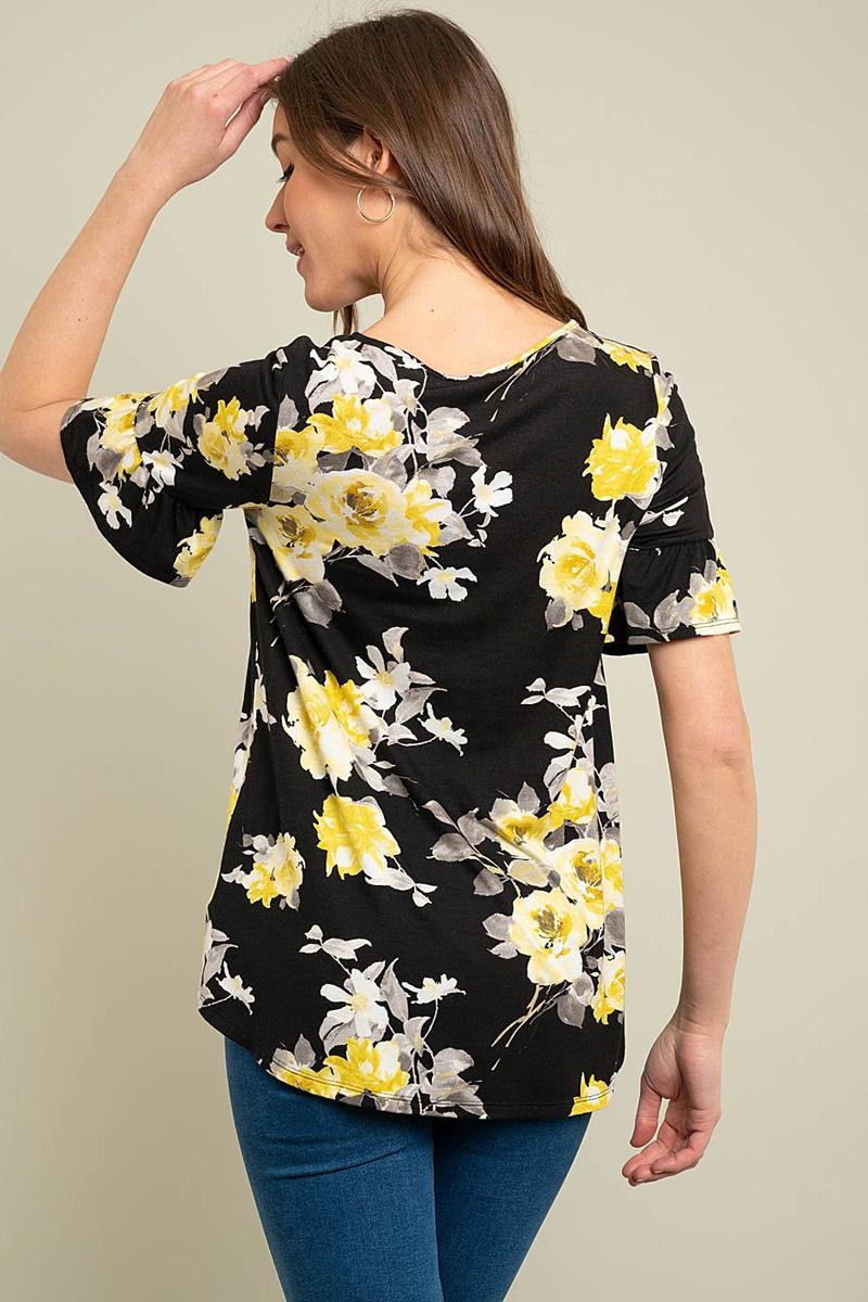 Floral top with ruffle sleeves Product Image
