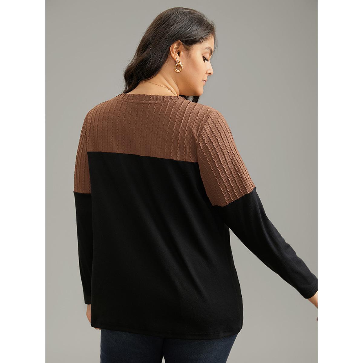 Plus Size Textured Patchwork Contrast Crew Neck Knit T-shirt Black Women Casual Texture Plain Round Neck Dailywear T-shirts BloomChic 26/4X Product Image