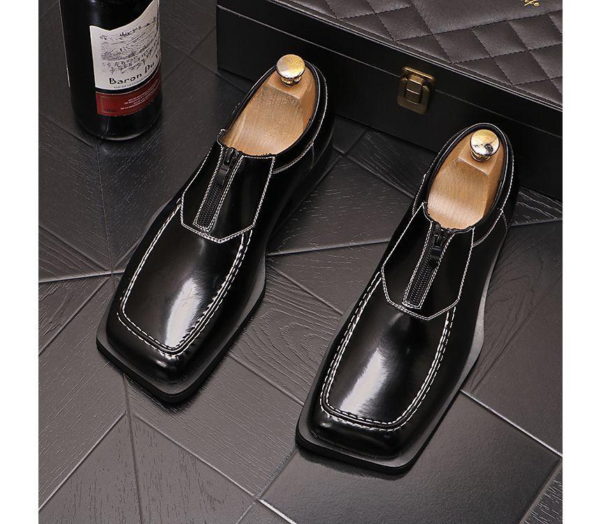 Square-Toe Half-Zip Loafers Product Image