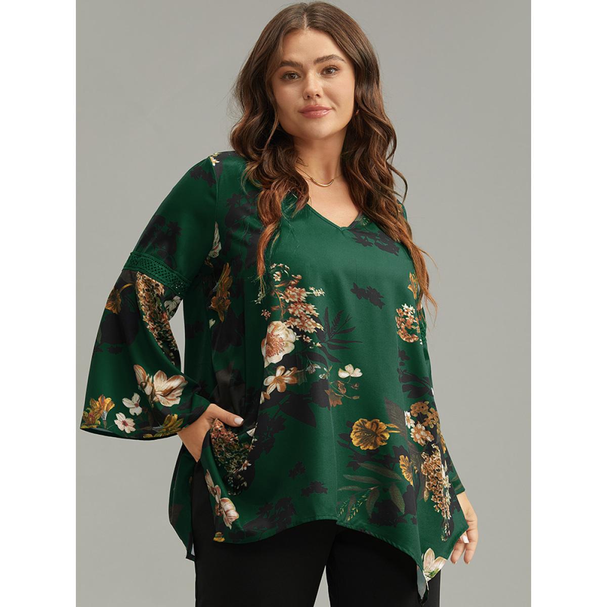 Plus Size DarkGreen Floral Lace Panel V Neck Hanky Hem Blouse Women Elegant Long Sleeve V-neck Dailywear Blouses BloomChic 14-16/1X Product Image