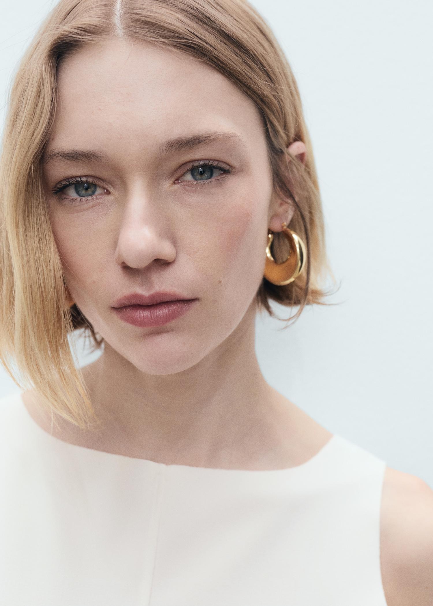 Boat-neck knitted dress - Women | MANGO USA Product Image