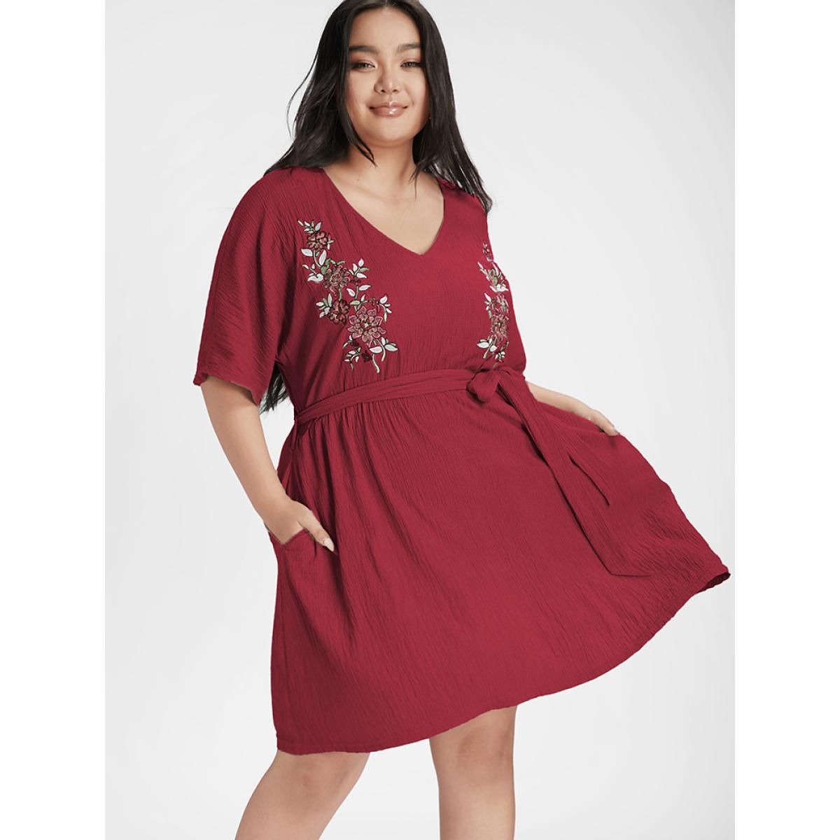 Plus Size Floral Embroidered Pocket Belted Short Dress Burgundy Women Elegant Belted V-neck Half Sleeve Curvy Short Dress BloomChic 28/5X Product Image