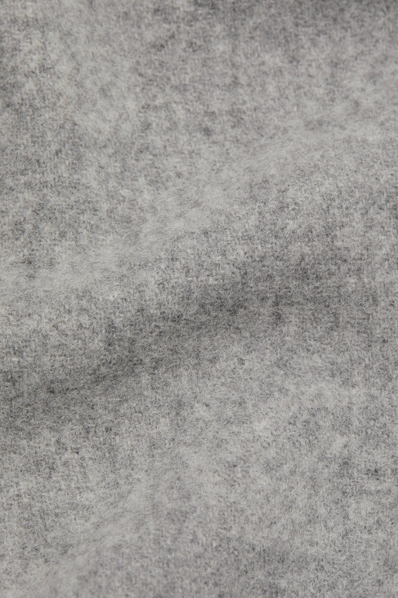 Fringe wool scarf - Narrow Product Image