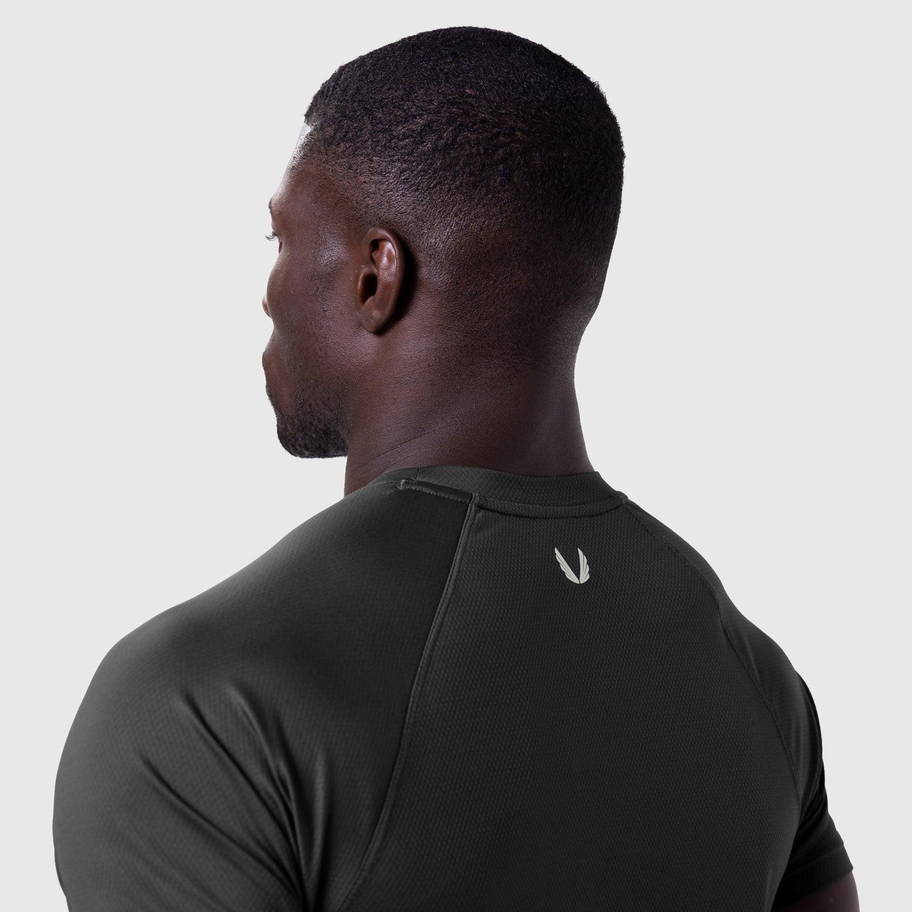 0660. AeroSilver® Established Tee - Black "Blade" Product Image