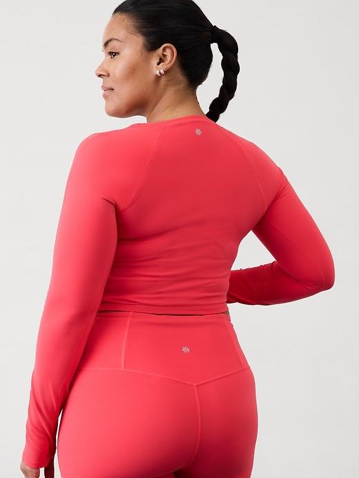 Transcend Top Product Image