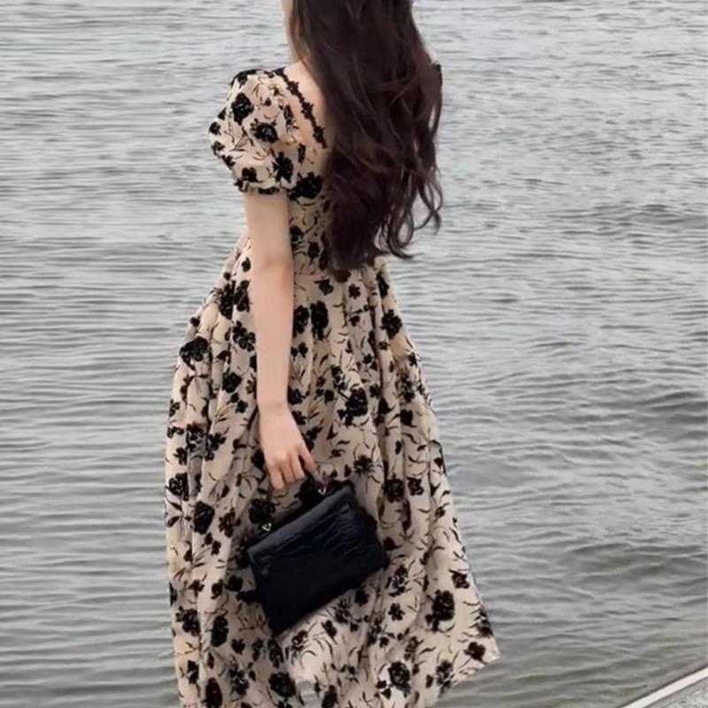 Puff-Sleeve Floral Lace Trim Midi Sundress Product Image