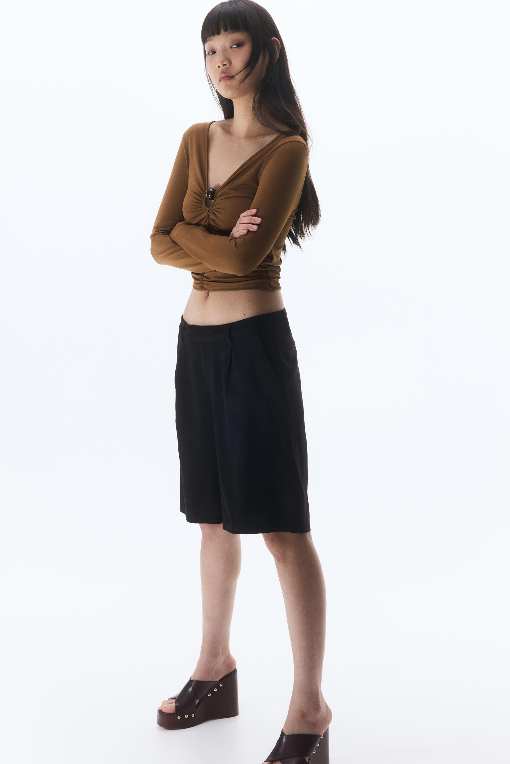Knee-Length Linen-Blend Shorts Product Image
