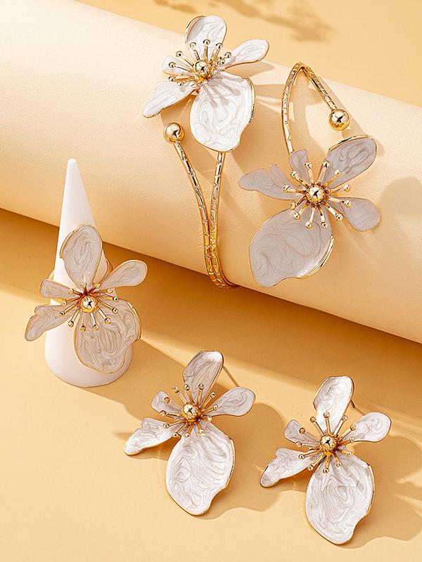 Flower Shape Bracelet + Earrings + Rings Accessories Three Pieces Product Image