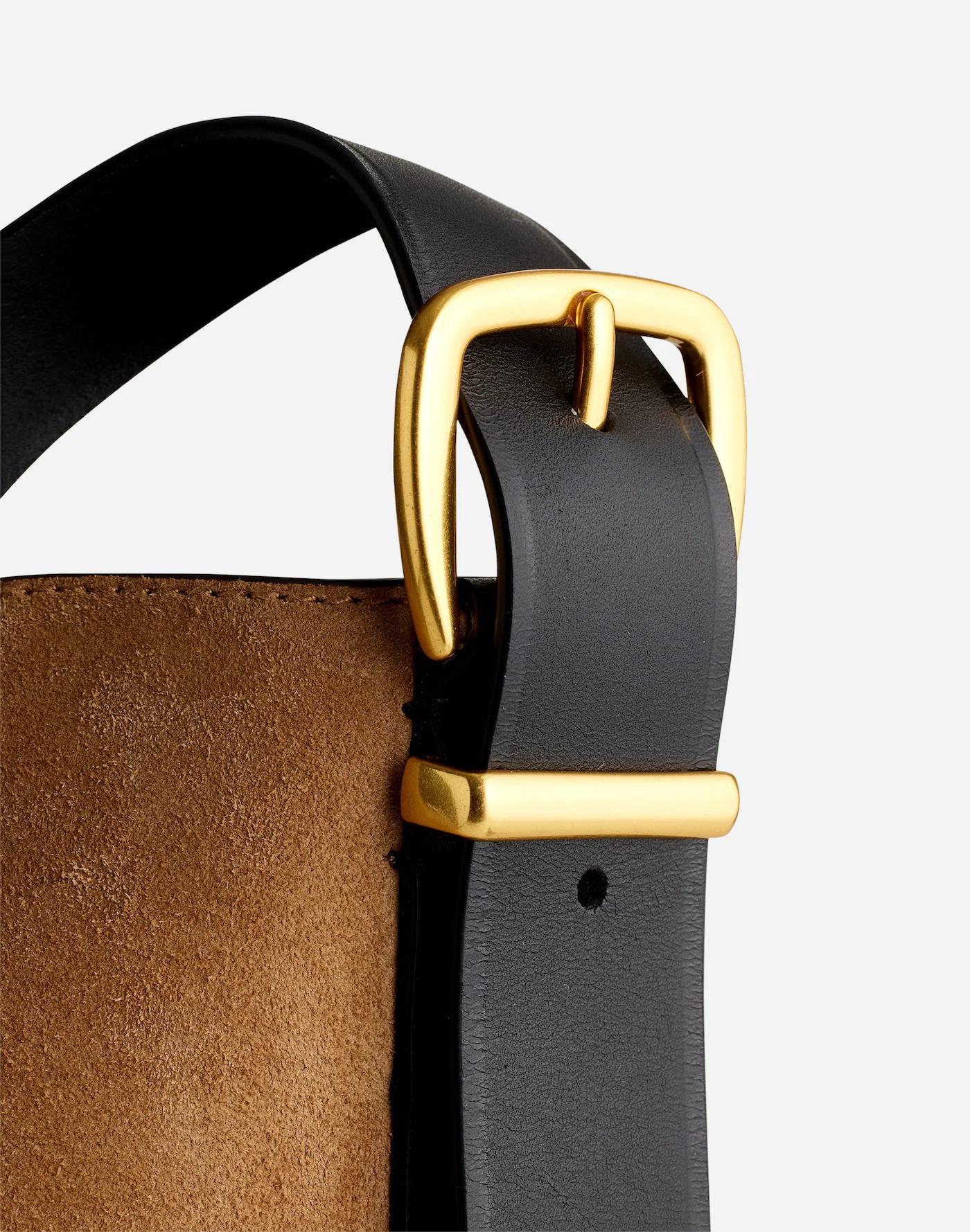 The Essential Bucket Tote Product Image