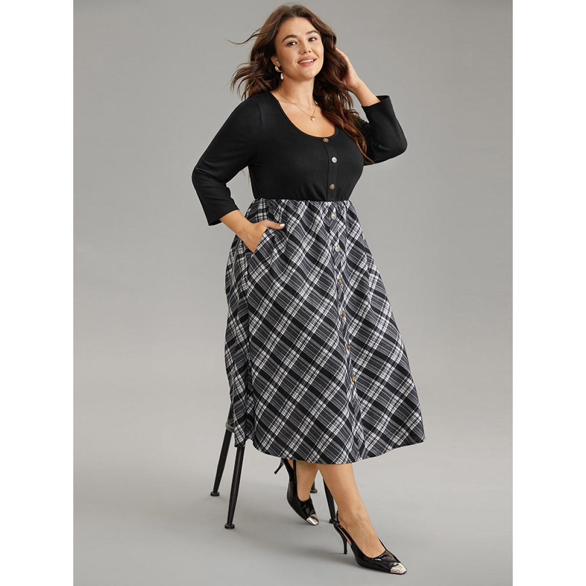 Plus Size Plaid Patchwork Scoop Neck Button Detail Dress Black Women Office Printed Scoop Neck Elbow-length sleeve Curvy Midi Dress BloomChic 26/4X Product Image