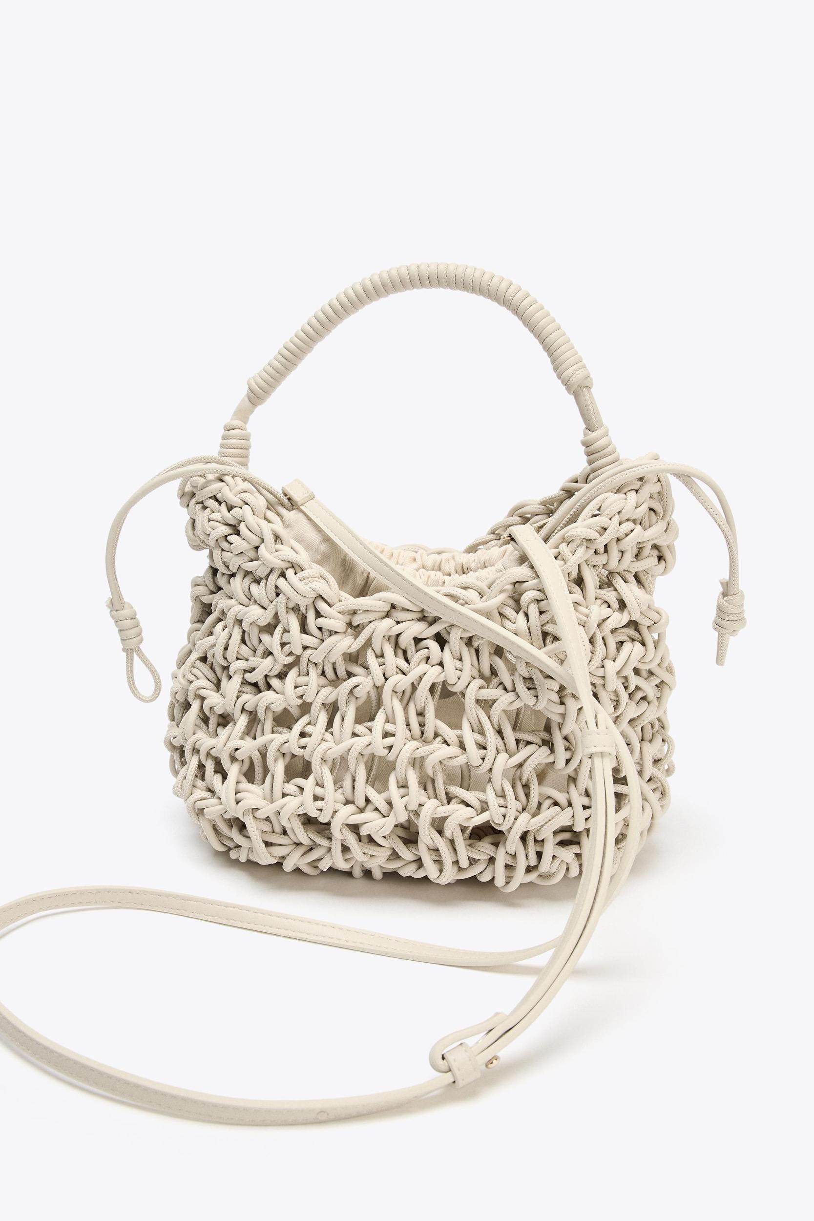 TOPSTITCHED WOVEN HANDBAG Product Image