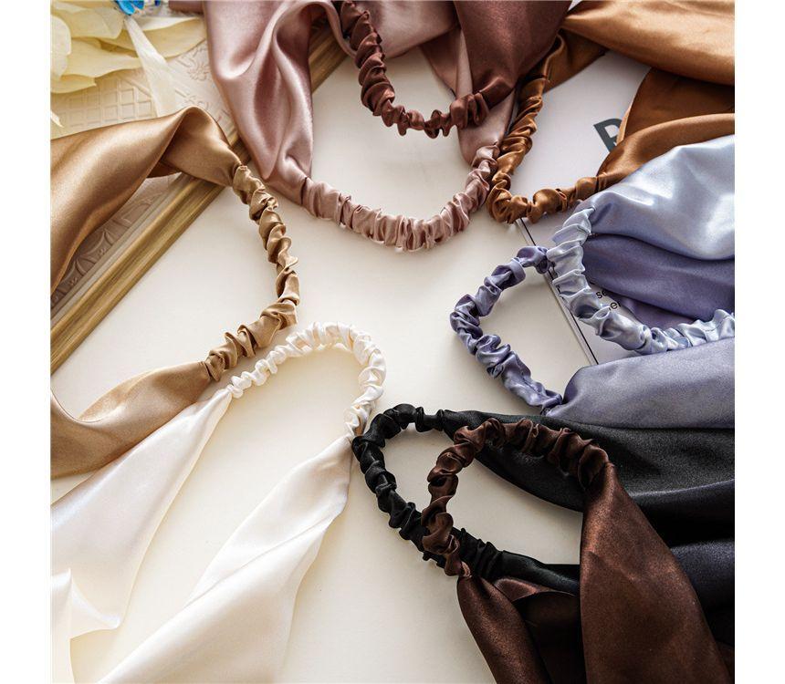 Plain Triangle Headband Product Image