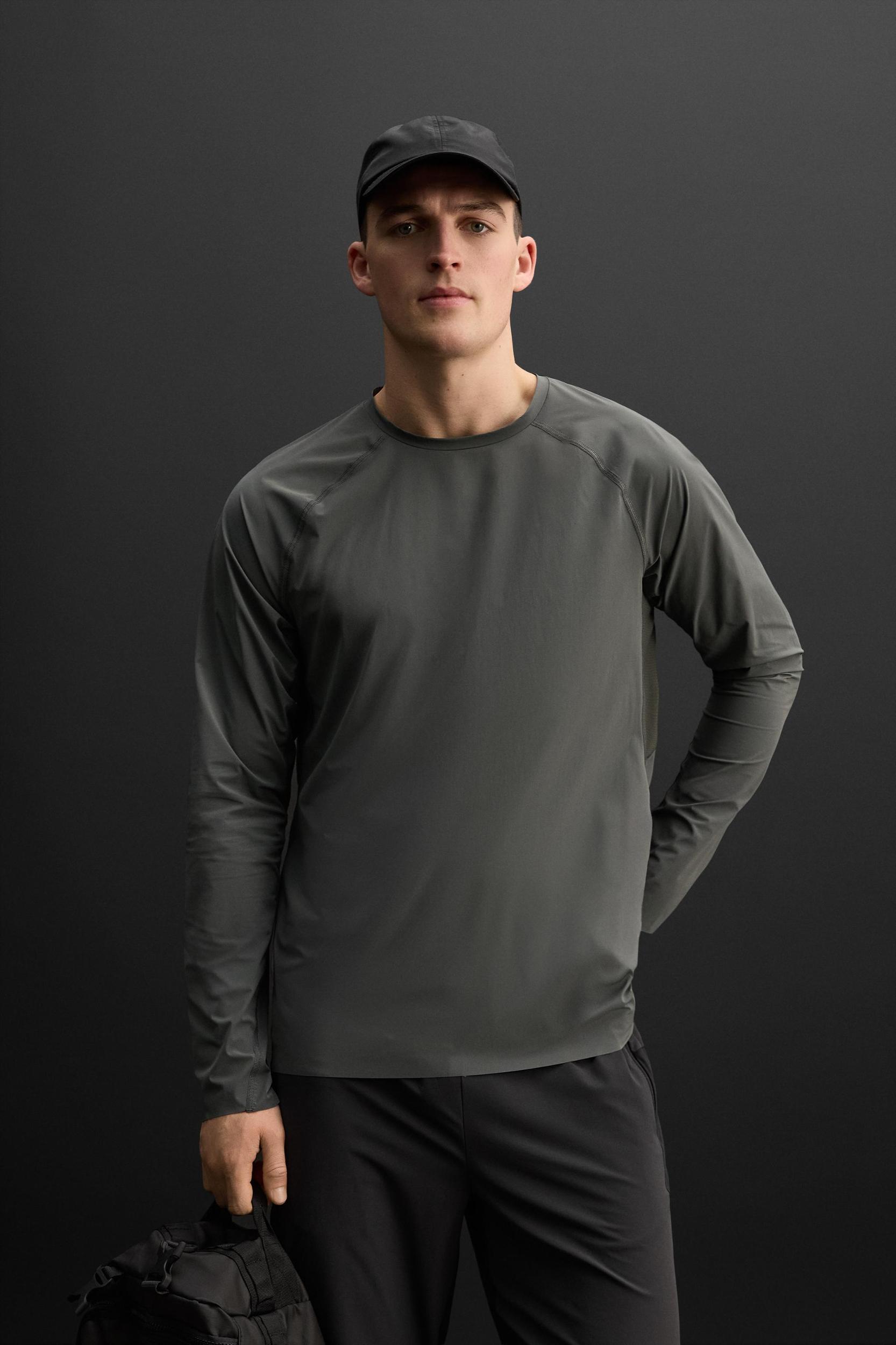 BASE LAYER COMPRESSION TOP Product Image