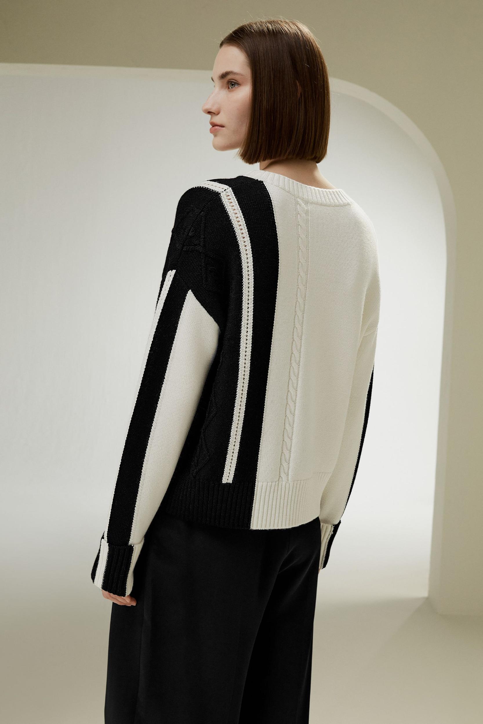 Bicolor Stripe Knit Wool Sweater Product Image