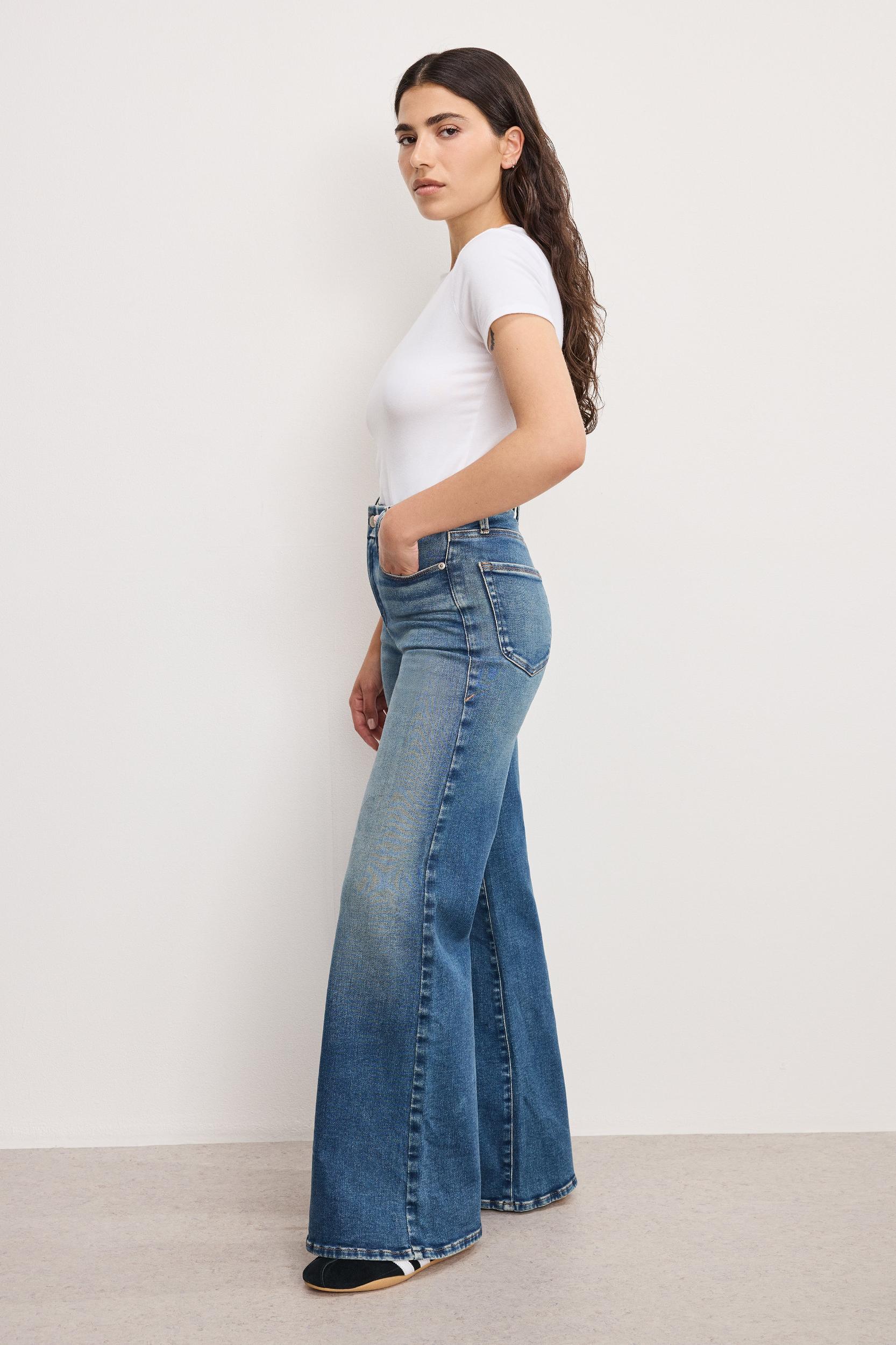 SOFT TECH GOOD PETITE PALAZZO JEANS | INDIGO986 Product Image