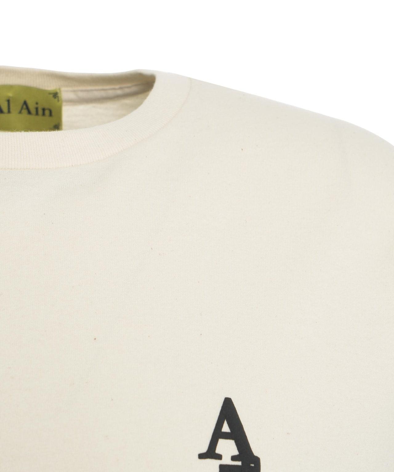 T-shirt with back print Product Image