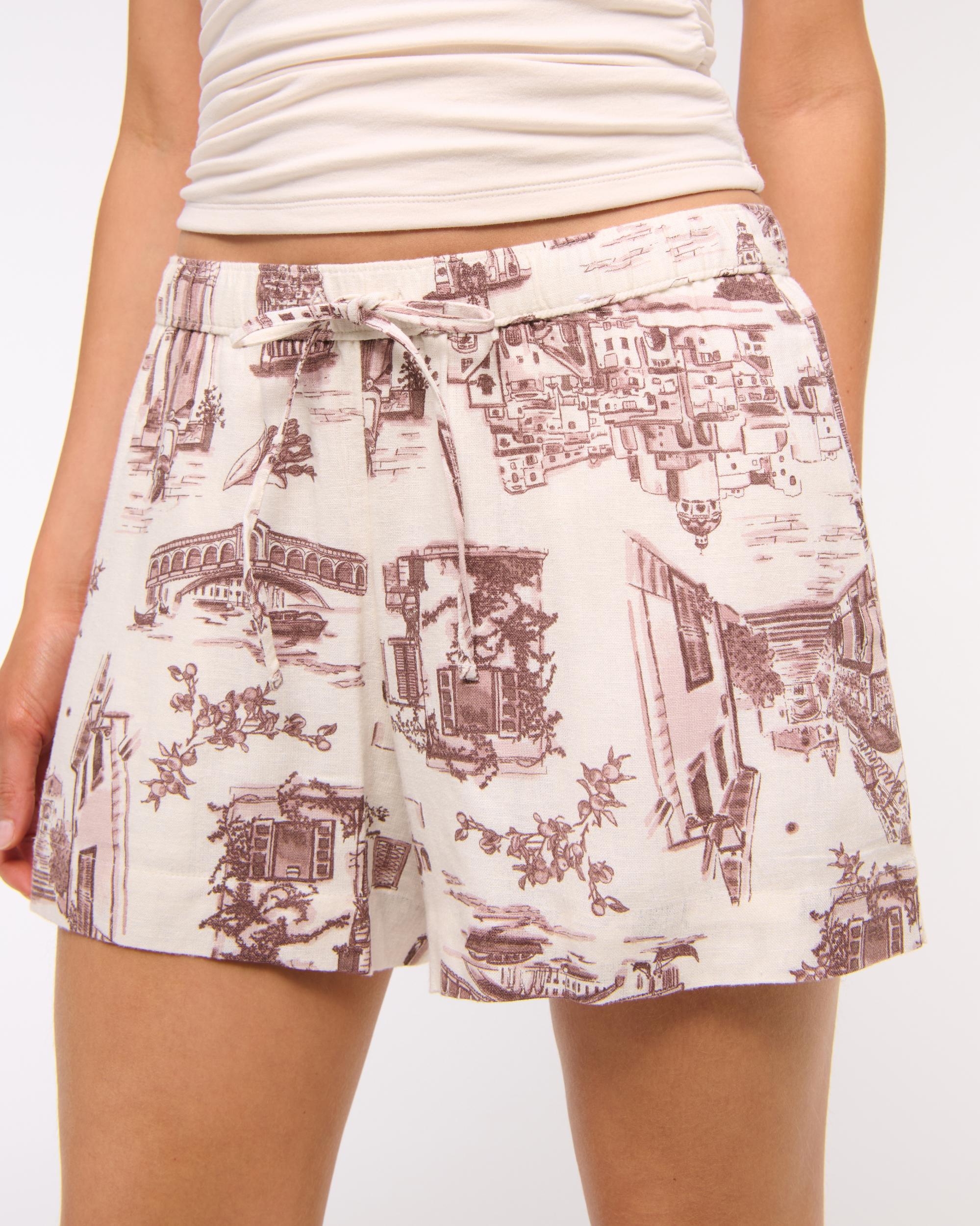 Mid Rise Linen-Blend Pull-On Short Product Image