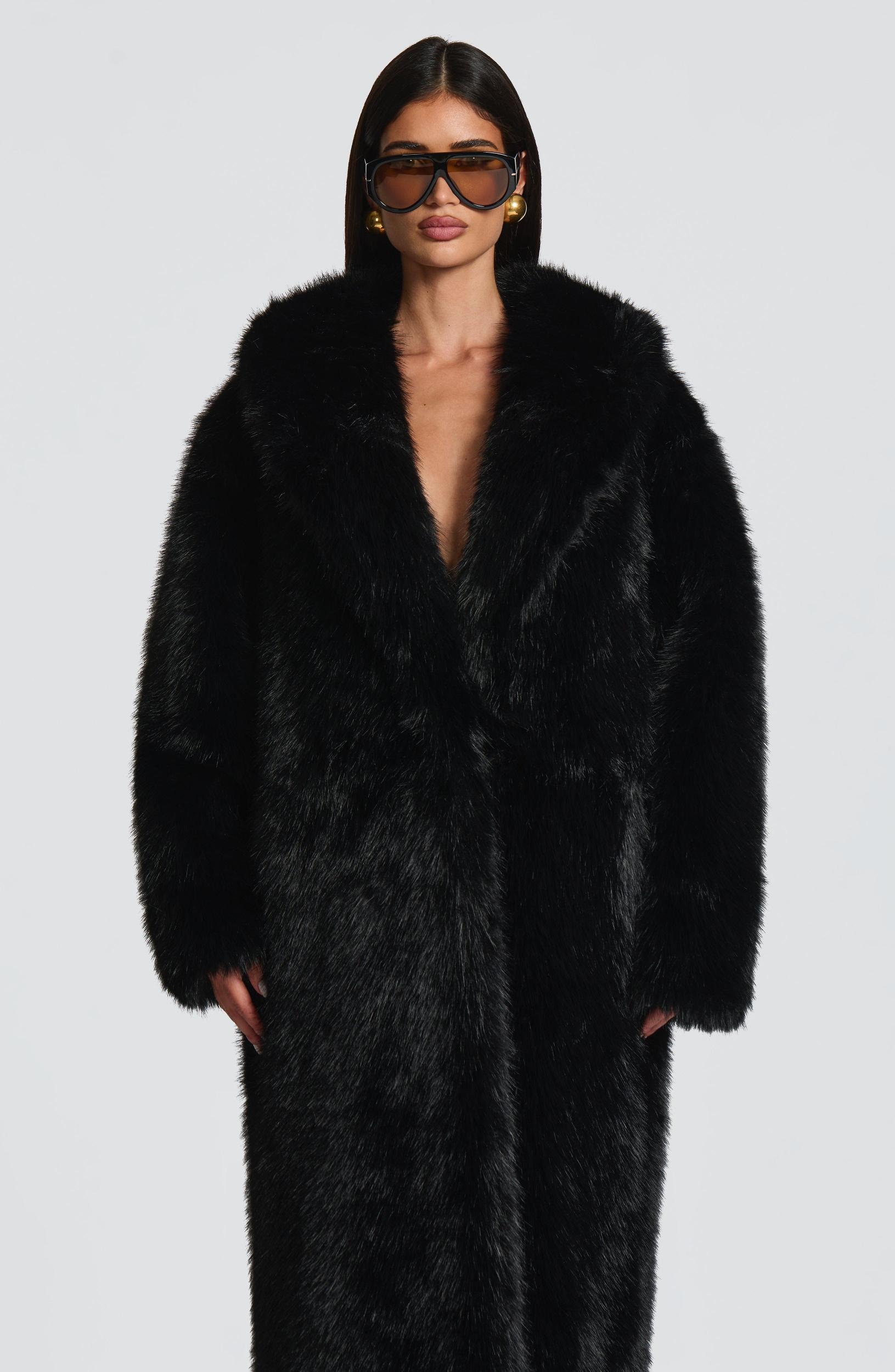 Willow Coat - Black Product Image