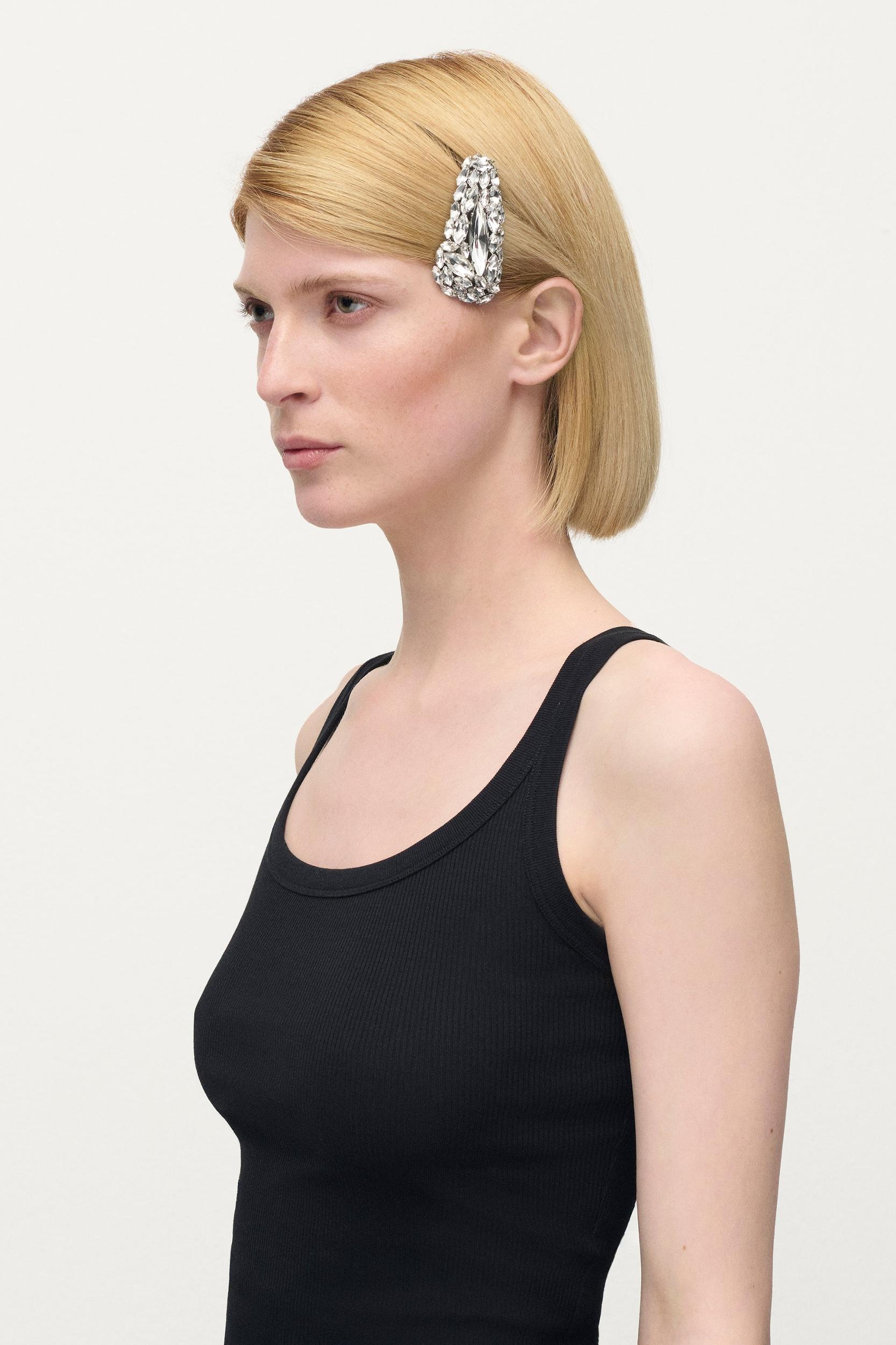 Medium Crystal Cluster Triangle Hairclip Product Image
