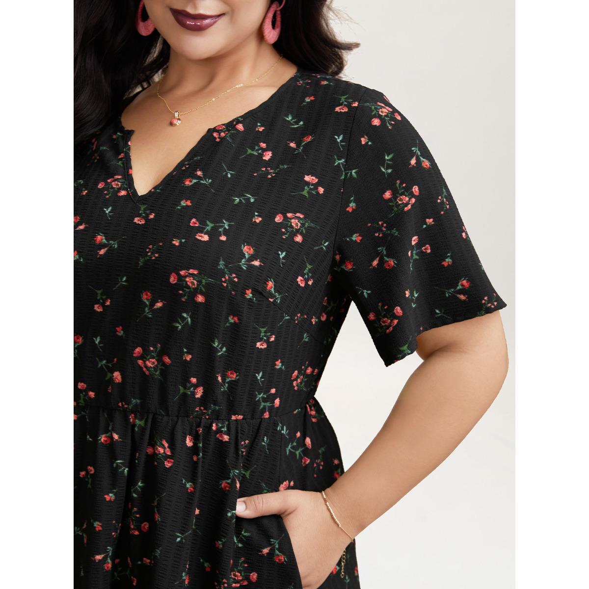 Plus Size Floral Flared Sleeve Tiered Midi Dress Black Women Elegant Texture Notched collar Short sleeve Curvy BloomChic 12/L Product Image