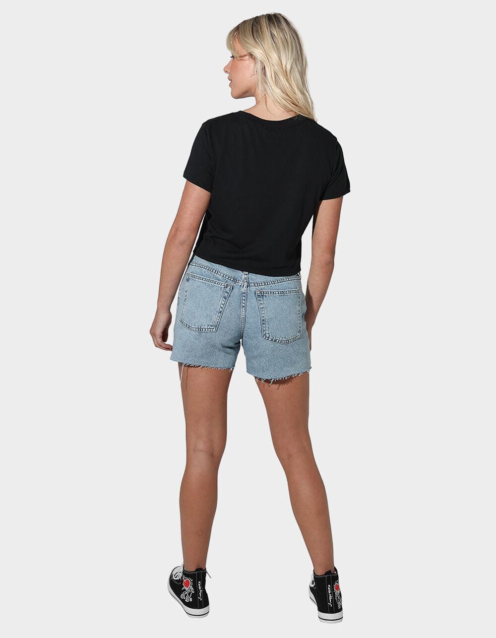 SHARK WEEK Lino Sunset Womens Cropped Tee - BLACK Product Image