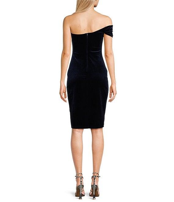 B. Darlin Off-The-Shoulder Velvet Knee Length Bodycon Dress Product Image