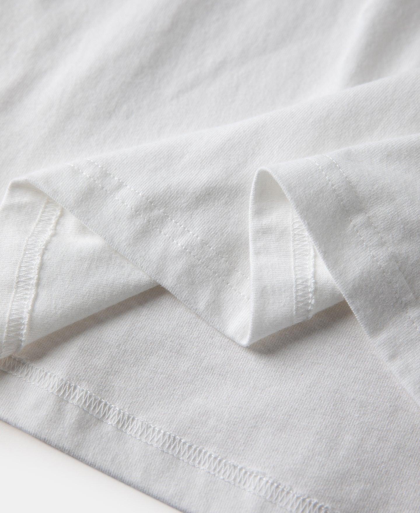 1943 WWII US Airborne Lucky 13 T-Shirt - White Product Image