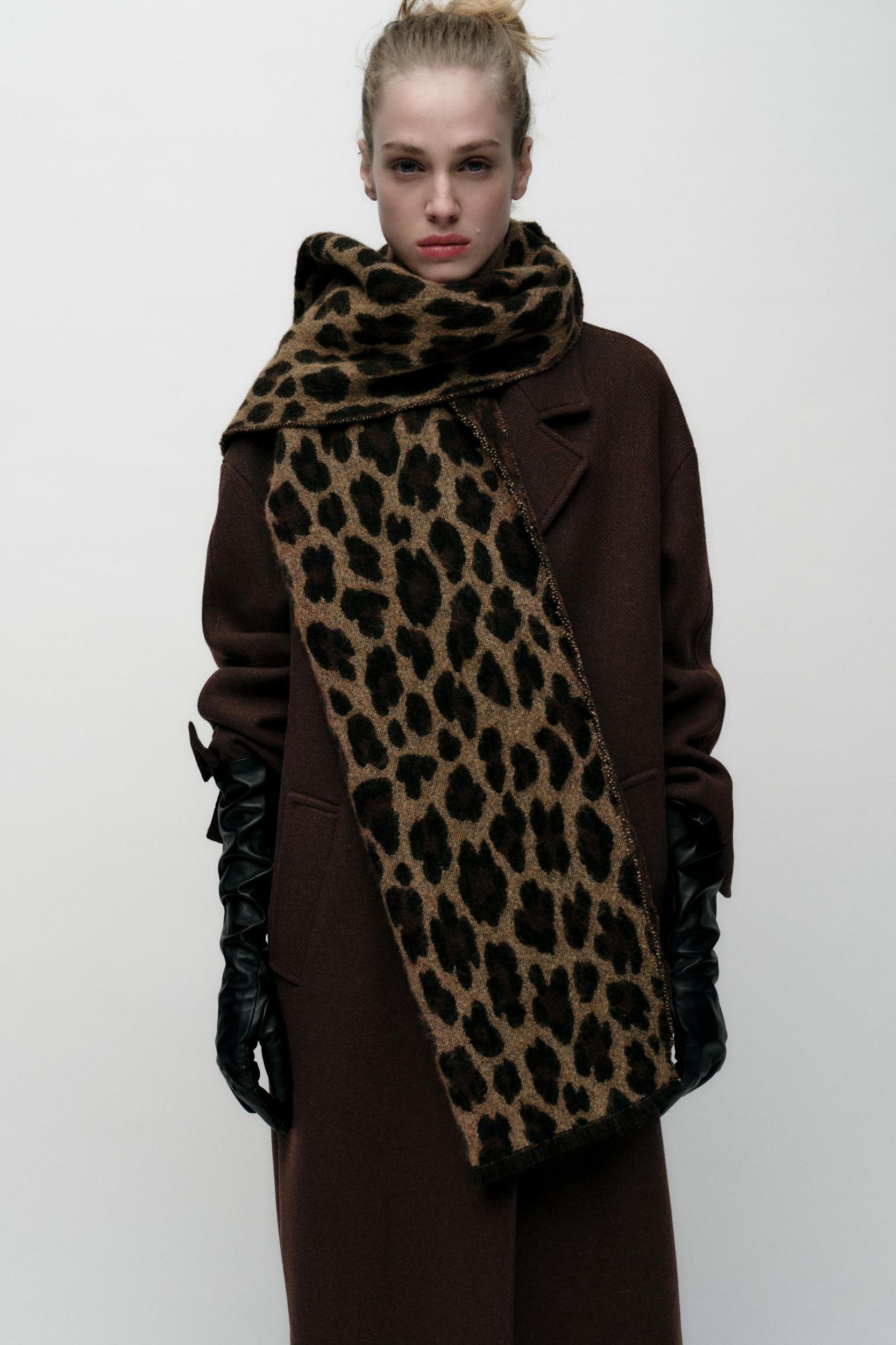 ANIMAL PRINT SCARF Product Image