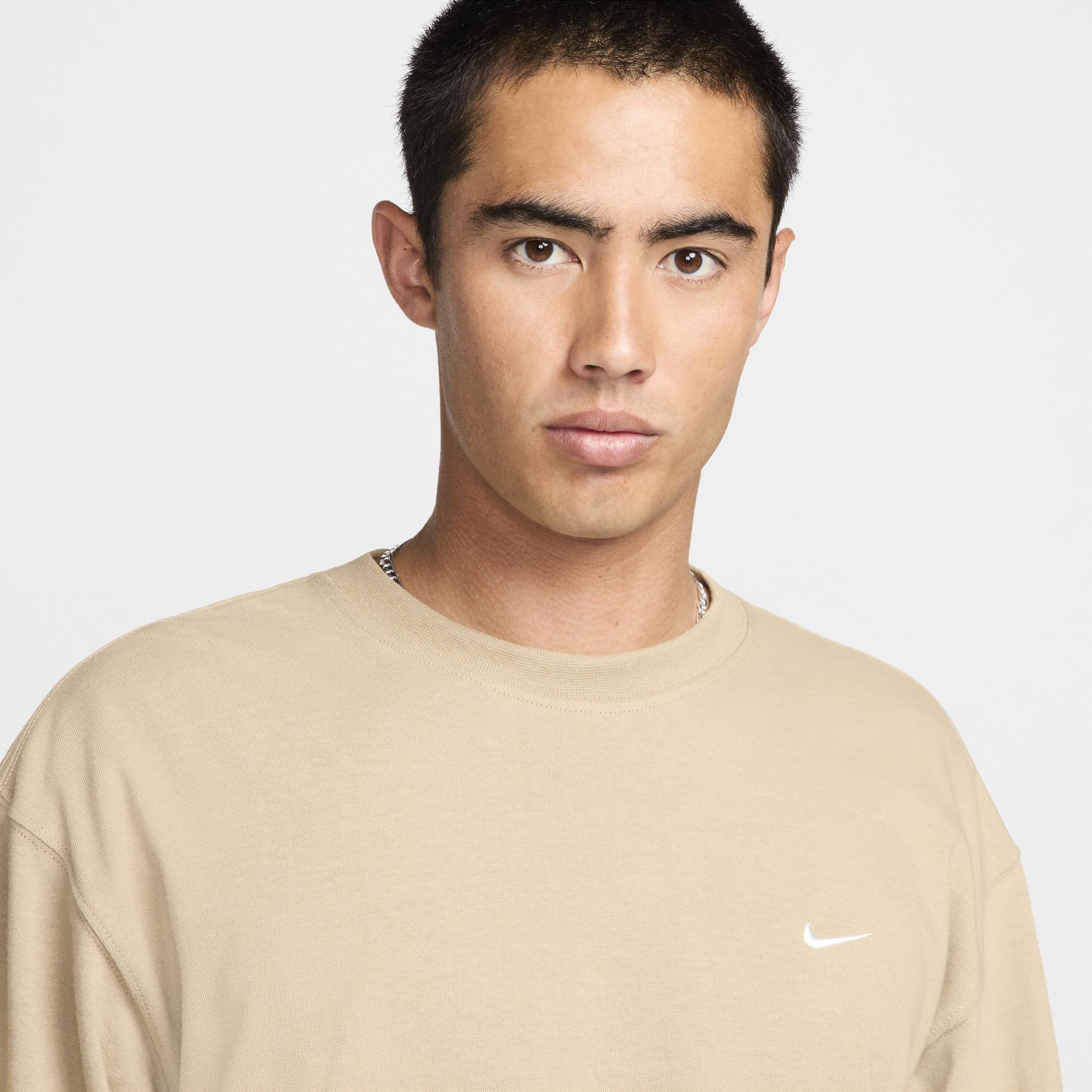 Nike Mens Made in USA Long-Sleeve T-Shirt | DN1574-247 Product Image