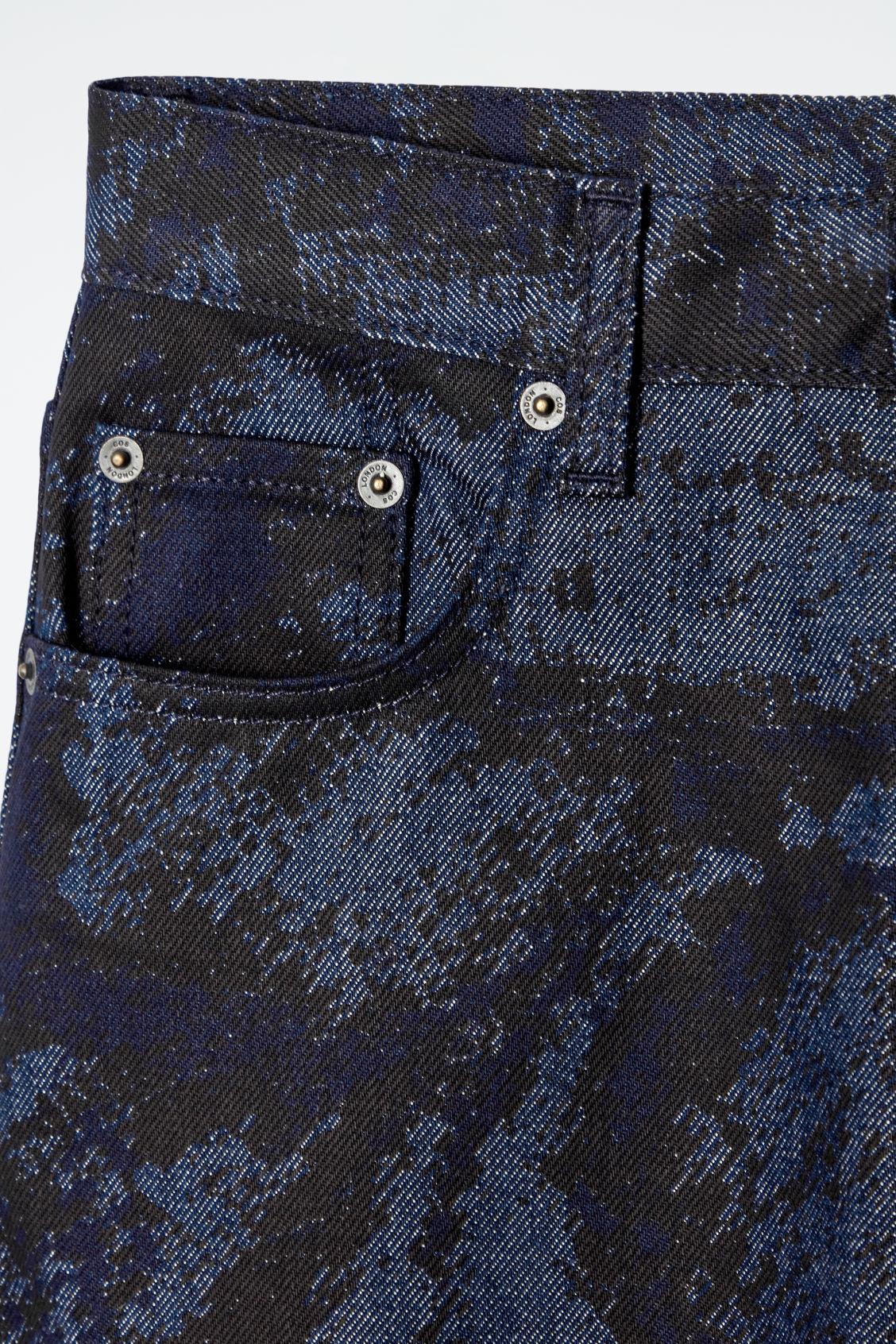 BAY JACQUARD BARREL-LEG JEANS Product Image