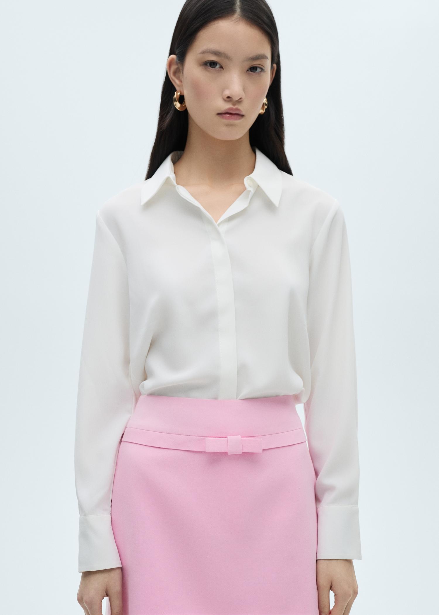 Short skirt with decorative bow - Women | MANGO USA Product Image