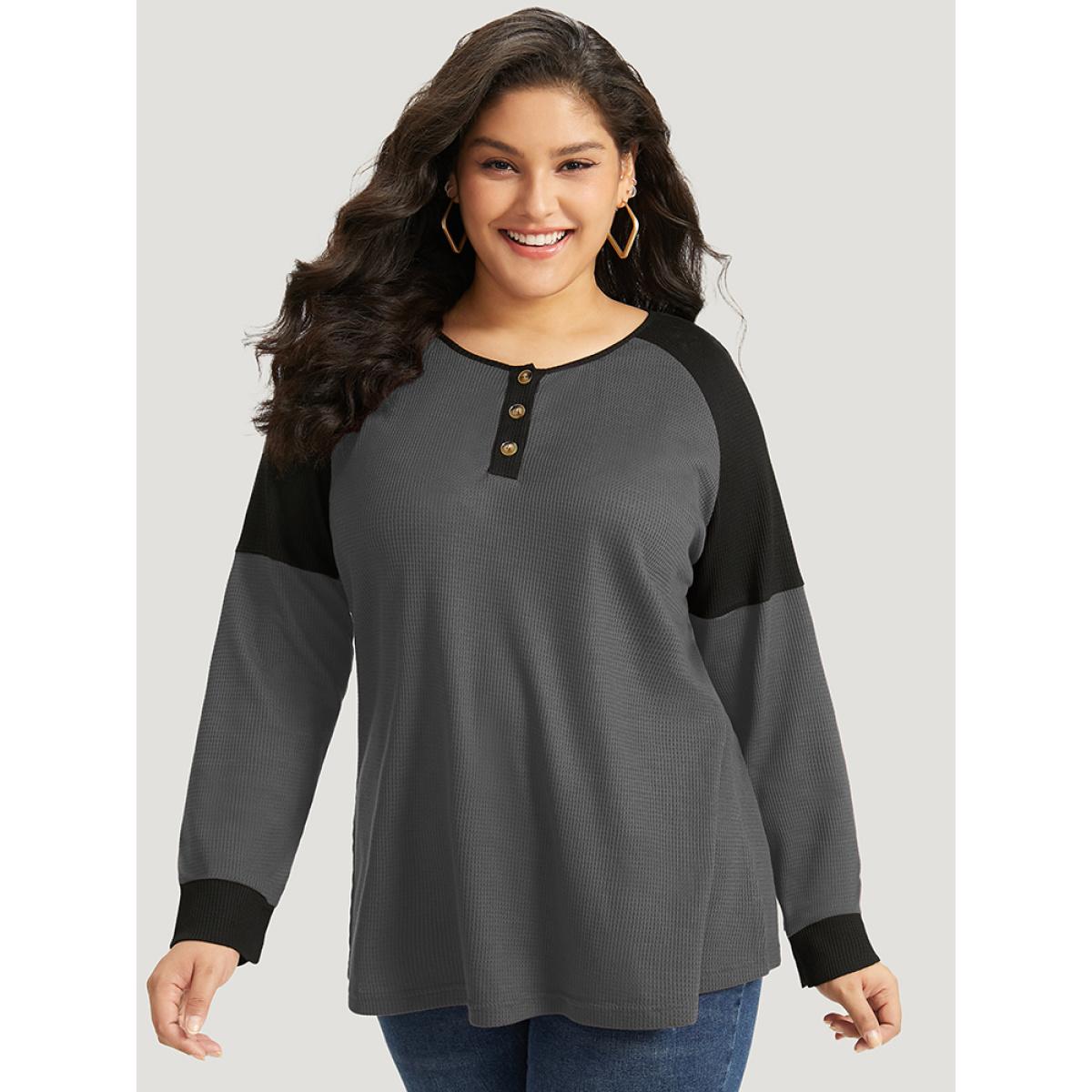 Plus Size Waffle Knit Two Tone Raglan Sleeve T-shirt ArmyGreen Women Casual Elastic cuffs Plain Open Front Dailywear T-shirts BloomChic 10/M Product Image