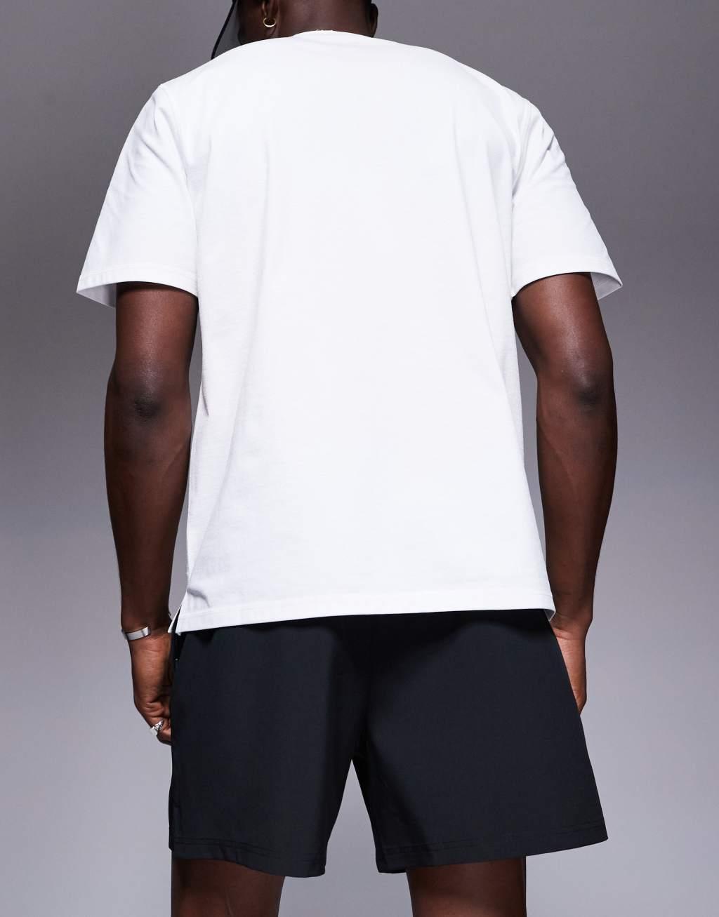 4505 7 inch wide leg quick dry graphic training shorts with towel loop and zip pockets in black  Product Image