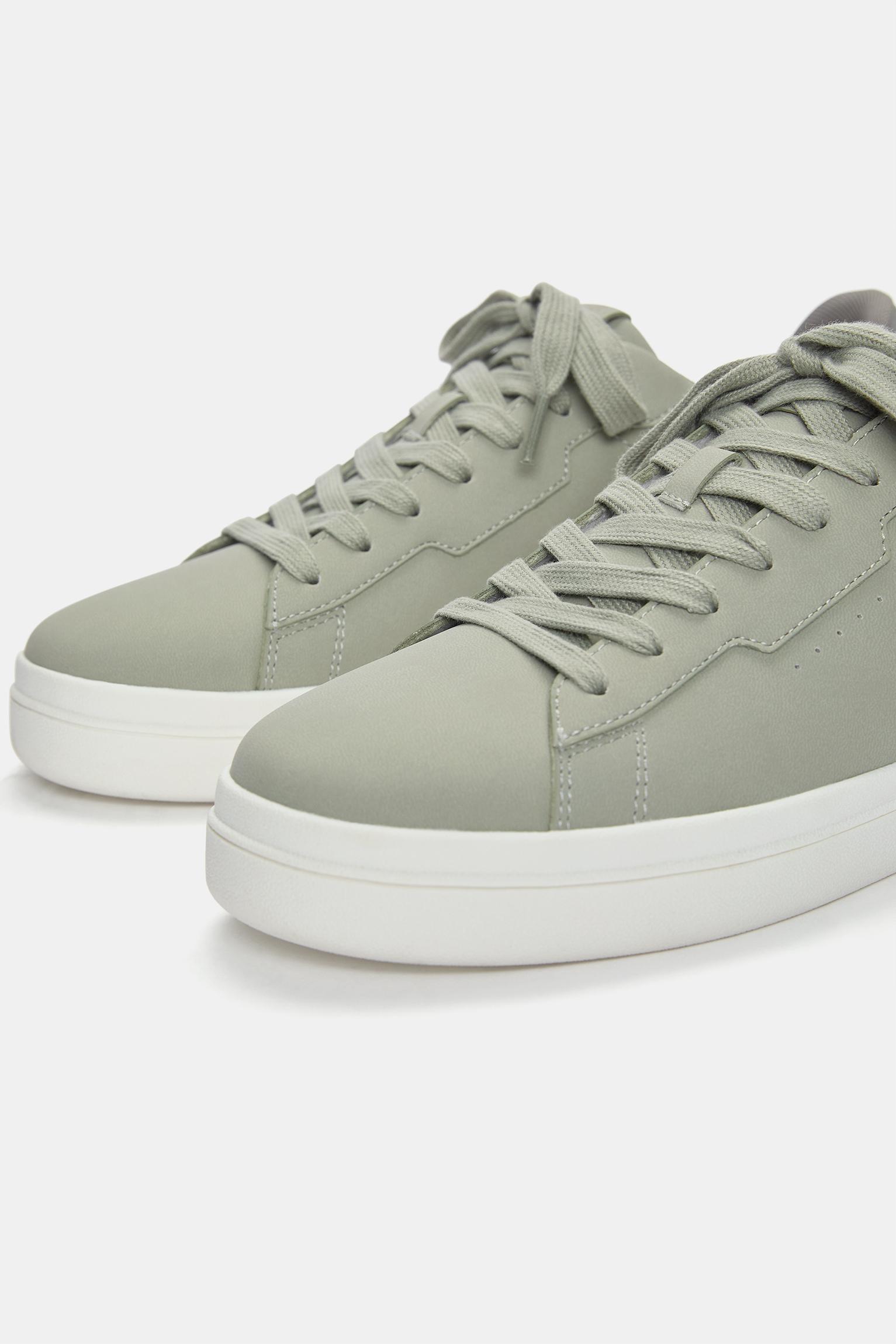 Chunky casual sneakers Product Image