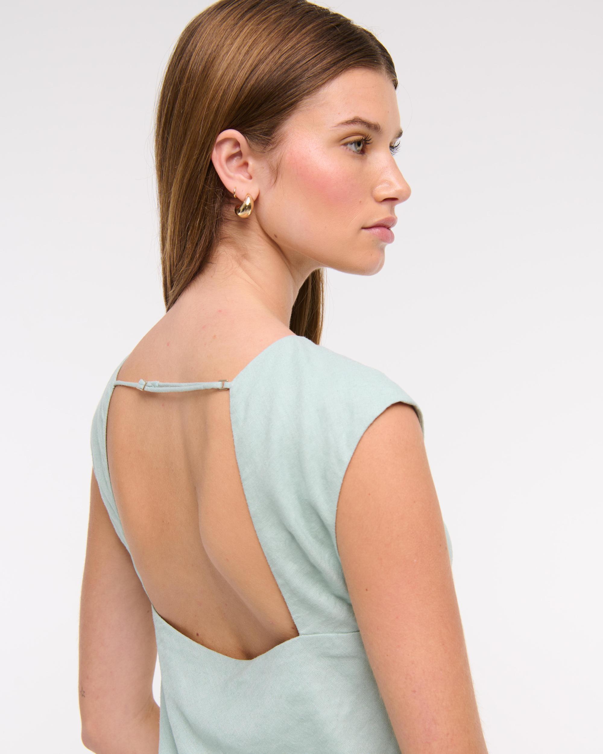 Linen-Blend Skimming Shell Top Product Image