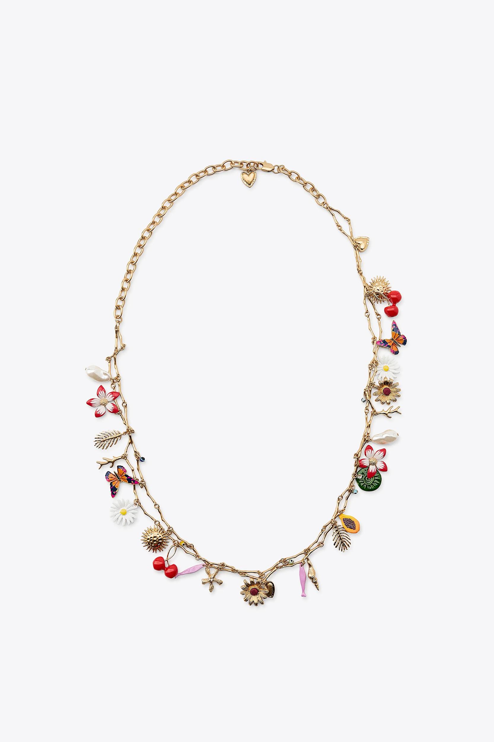 METAL CHARM BELT Product Image